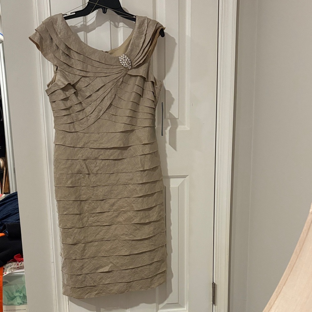 London Times Beige Layered Midi Dress